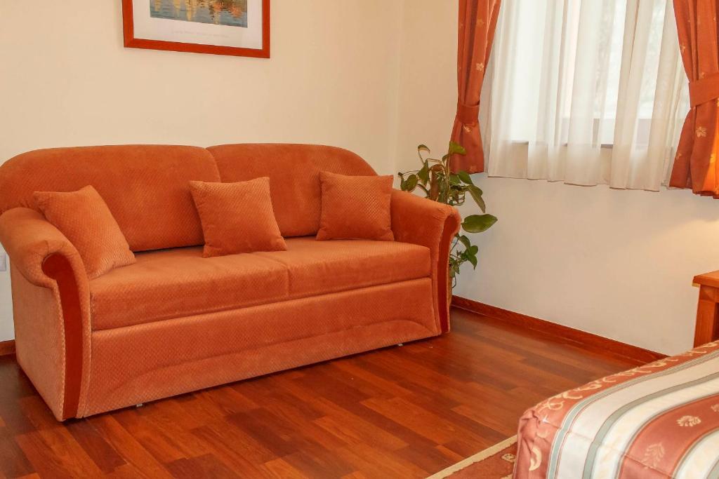 Pannon Hotel Bejelentkezes 20 Oraig, Check-In Until 20 O'Clock, Einchecken Bis 20 Uhr Mohács Kamer foto